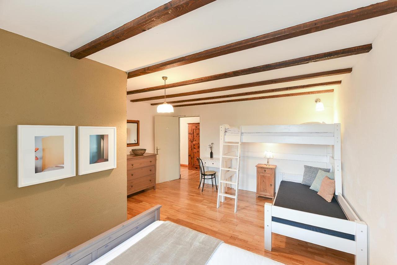 Auberge La Plaine Chabrillan エクステリア 写真