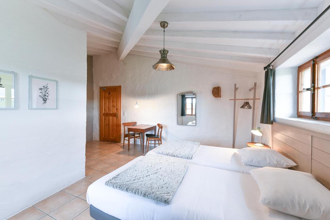 Auberge La Plaine Chabrillan エクステリア 写真