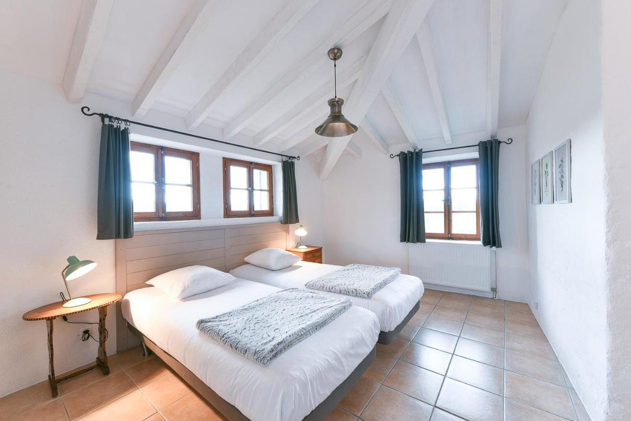 Auberge La Plaine Chabrillan エクステリア 写真