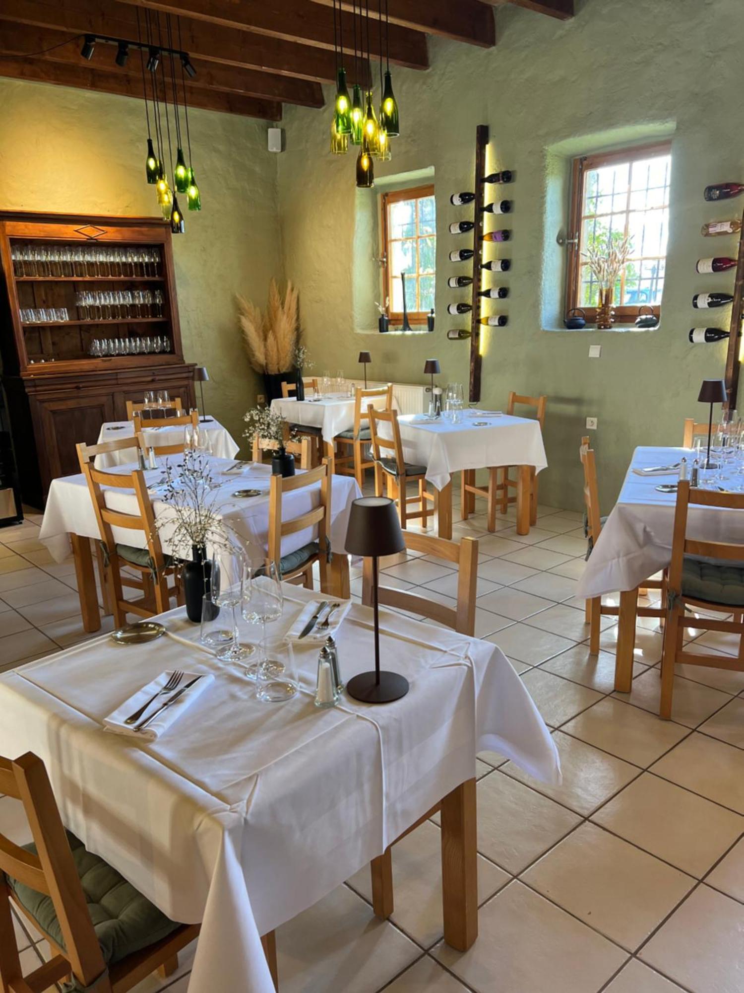Auberge La Plaine Chabrillan エクステリア 写真