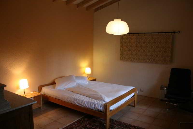 Auberge La Plaine Chabrillan エクステリア 写真